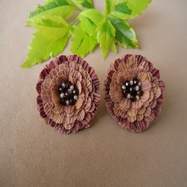 ARETES EN AMERO FLORES