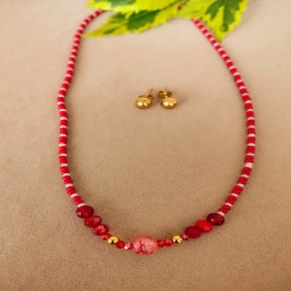 COLLAR EN PEDRERIA ROJA
