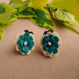 ARETES TOPOS EN HOJA DE MAIZ