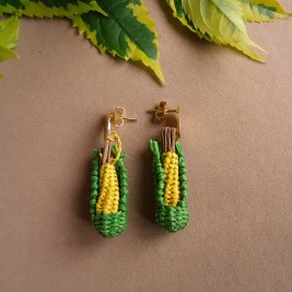 ARETES  MAZORCAS TEJIDAS EN PALMA DE IRAKA