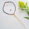 COLLAR CHOKER EN CUERO