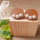 ARETES EN CUERO Y PERLAS