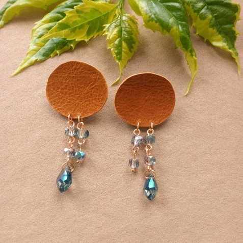 ARETES EN CUERO Y CRISTALES DE MURANO