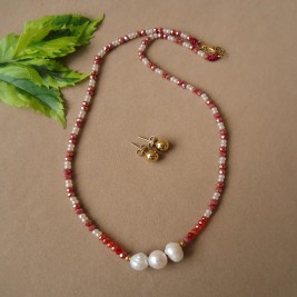 COLLAR EN PEDRERIA DE MURANO Y PERLAS